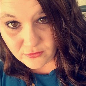 Meet your Posher, Nichole