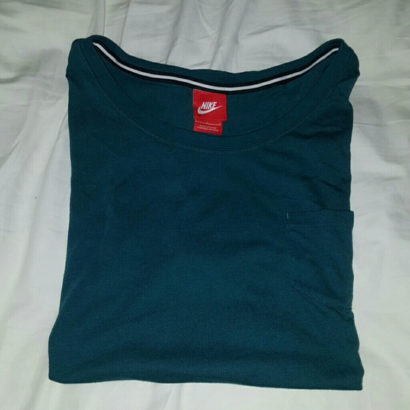 Nike Teal tee