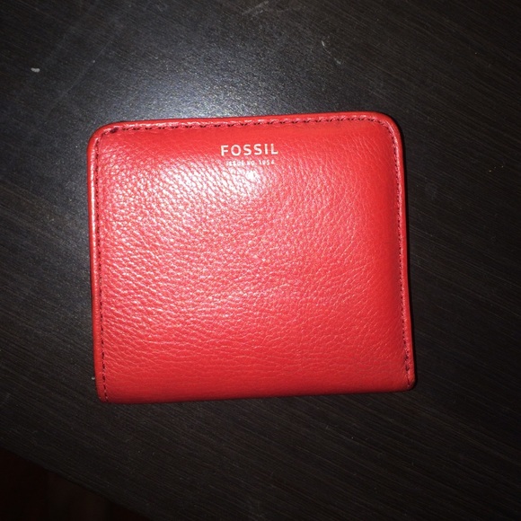 fossil wallet