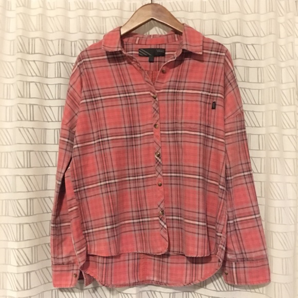 Vans Plaid Long Sleeve Button Down 🎀
