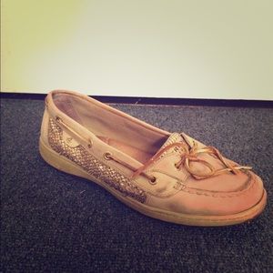 beige & gold Sperry's