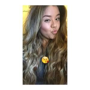 Meet your Posher, Leslie