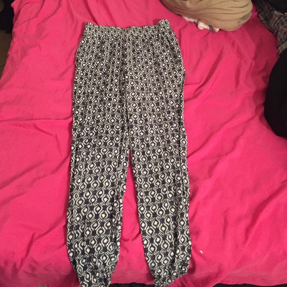 Hollister Patterned Jogger Pants