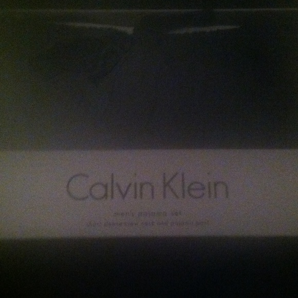 Calvin Klein mens pajama set 70$ dollar retail!