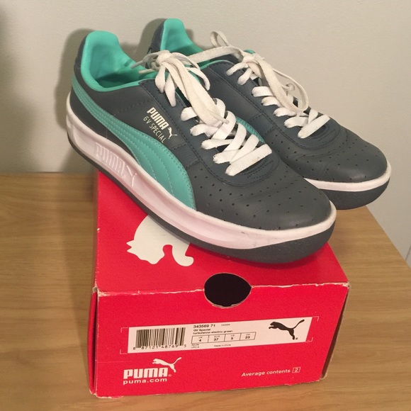 Puma sneakers