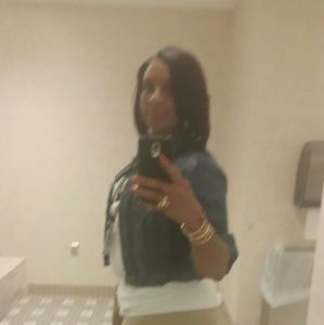 Meet your Posher, Latonya