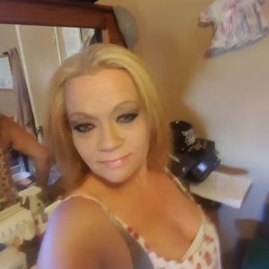 Meet your Posher, Suzanne