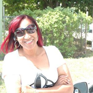 Meet your Posher, Sharon