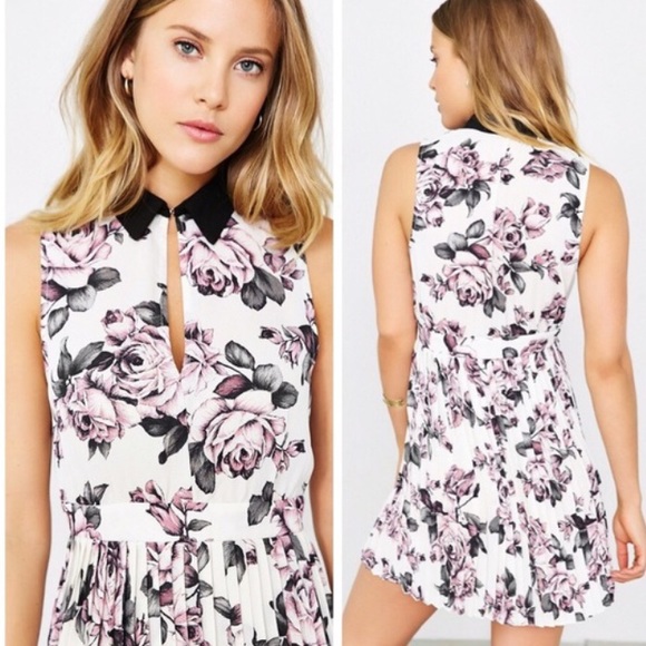 Kimchi Blue Rose Dress