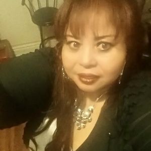 Meet your Posher, Ana