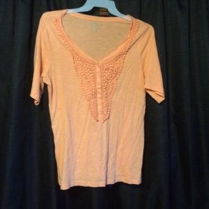 Ladie's top/ t shirt