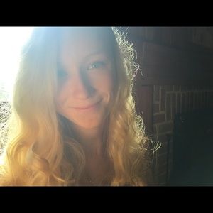 Meet your Posher, Savannah