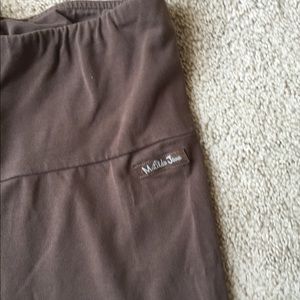 Matilda Jane crop leggings in brown.  Size medium.