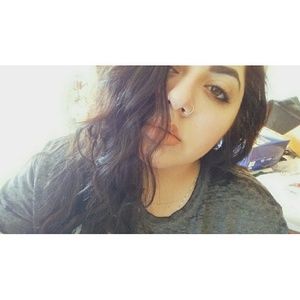 Meet your Posher, Sanya