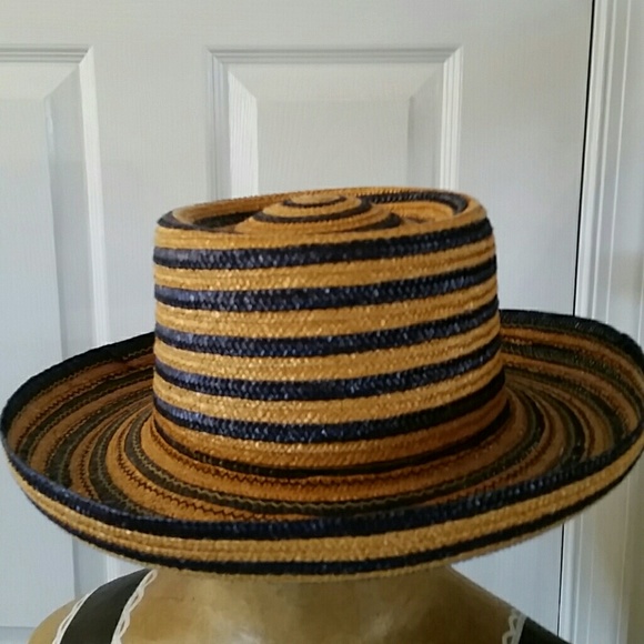 Fabulous Italian Hat - Picture 2 of 3