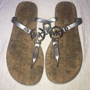 Michael Kors flip flop