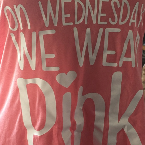 ๐ On Wednesdays We Wear Pink tank. Size large - Picture 3 of 3
