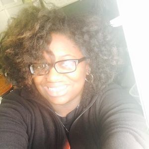 Meet your Posher, Leona