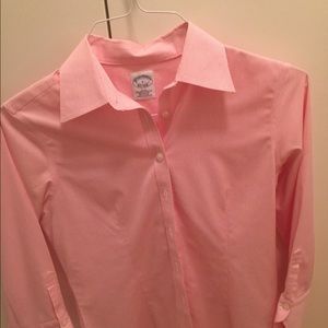 Brooks Brothers size 2 pink work classic shirt