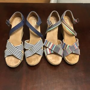 2 pair TOMS saddles.