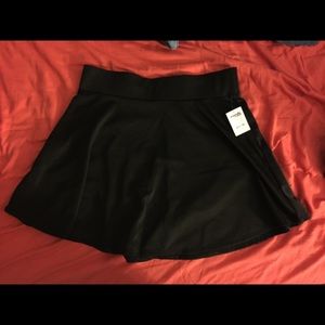 Black skater skirt