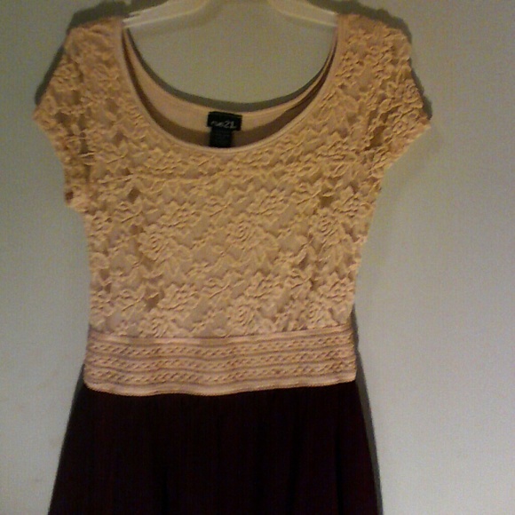 lace maroon sharkbite dress - Picture 2 of 3