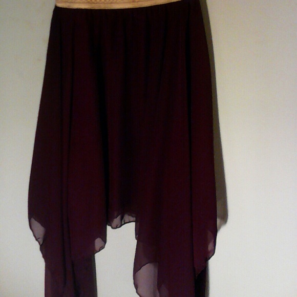 lace maroon sharkbite dress - Picture 3 of 3