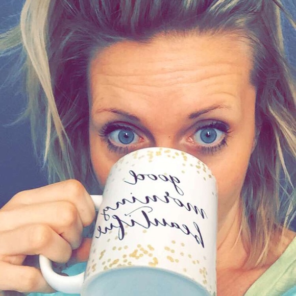 Meet your Posher, Carly