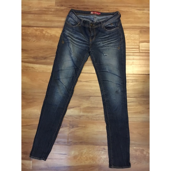 Skinny jeans