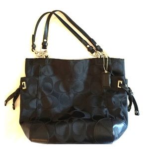 Coach signature tote with chain reptile detailing