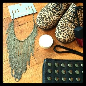 "Silver" chain bib necklace NWT