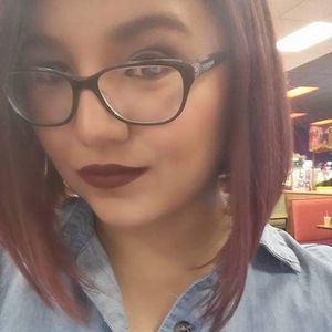 Meet your Posher, Mina