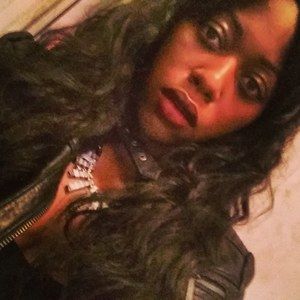 Meet your Posher, Toria