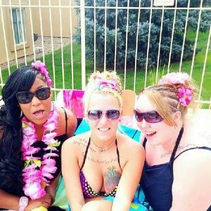 Meet your Posher, Rayna