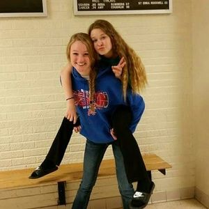 Meet your Posher, Skylar