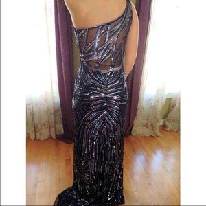 Mac Duggal Prom Dress