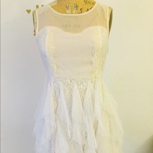 NWT white lace dress size L