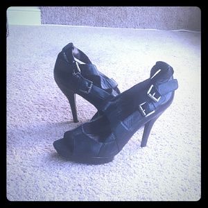 Nine West open toe heel
