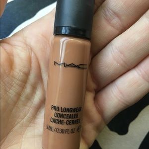 MAC Pro Longwear Concealer