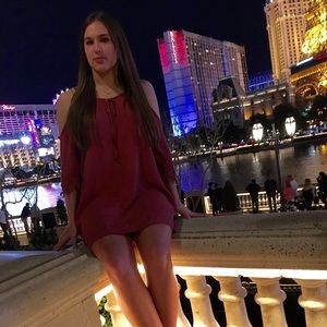 Meet your Posher, Alexis