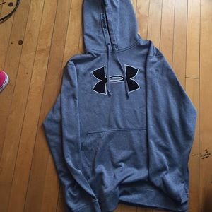 Under Armour Sweatshirt!