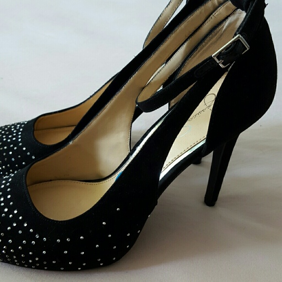 Shoes - Picture 2 of 3