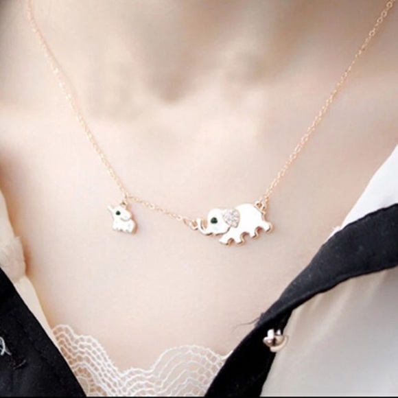 mom and baby elephant necklace