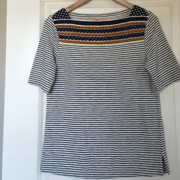 Tory Burch shirt 💕amazing detail around neckline