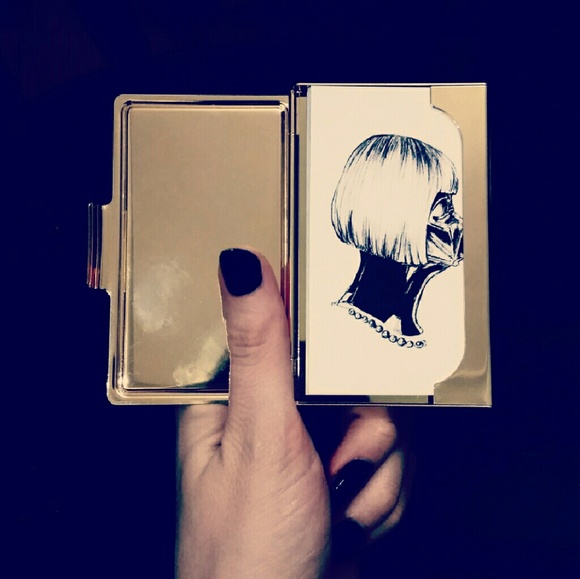 Meet your Posher, Jamie