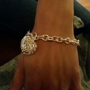 925 stamp  silver heart bracelet