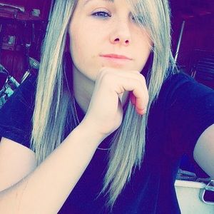 Meet your Posher, Kacie