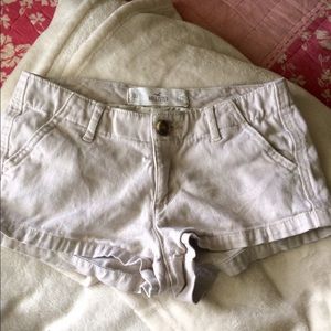 hollister shorts!