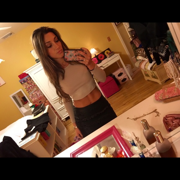 Meet your Posher, Juliana - Picture 4 of 4