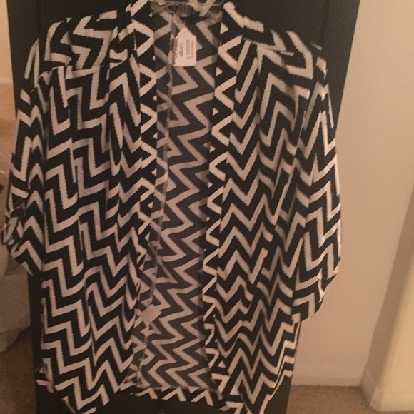 Honey Punch Black & White Chevron Blouse/Cardigan